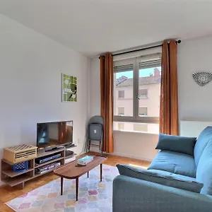 La Douce Parenthese - With Garage - 4th Appartement